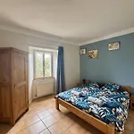 Grand Ideal Pour Famille Et Groupe, Piscine Et Plages Privees Semesterbostad Causse-de-la-Selle