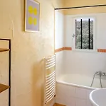 Grand Ideal Pour Famille Et Groupe, Piscine Et Plages Privees *