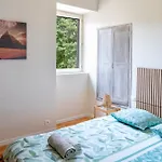 Semesterbostad Grand Ideal Pour Famille Et Groupe, Piscine Et Plages Privees